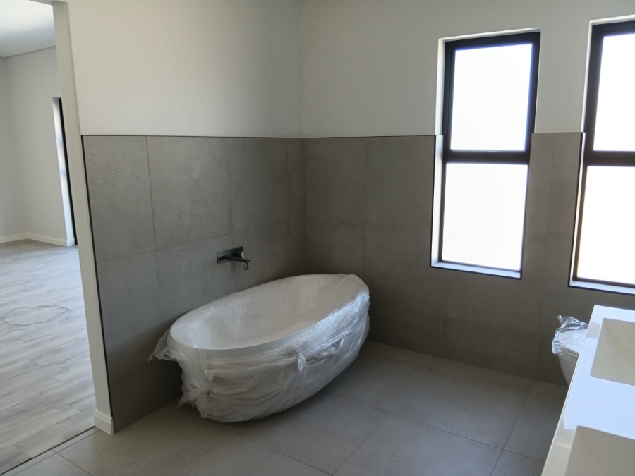 4 Bedroom Property for Sale in Sandown Western Cape